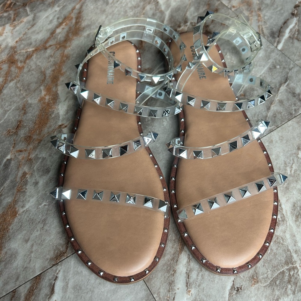 Stud sandals